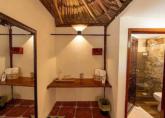 Cielo Y Selva Hotel *